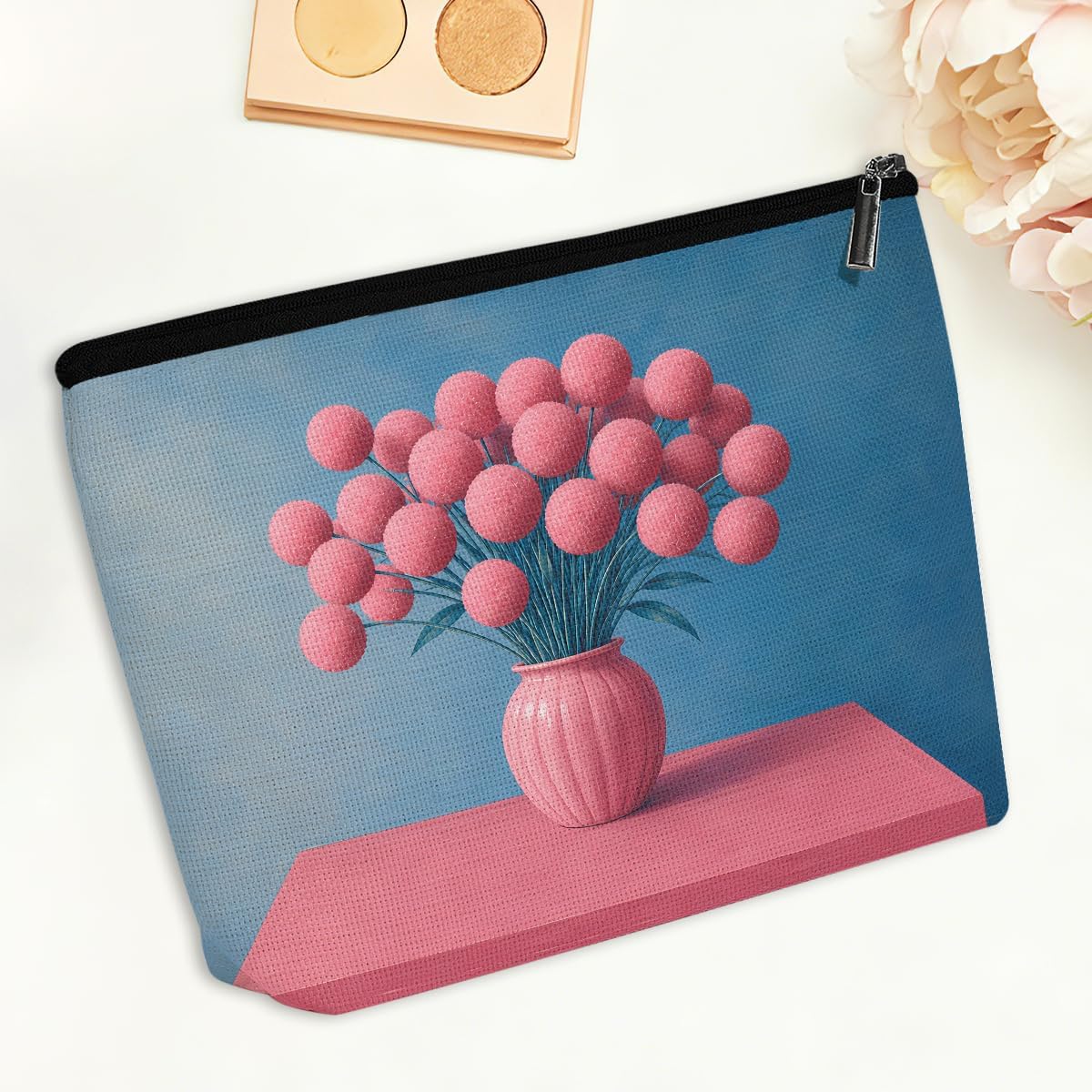 Retro-style makeup organizer bag